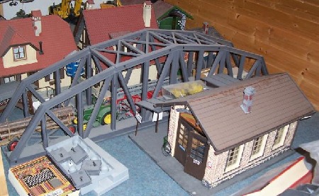 Häuser und Brücke